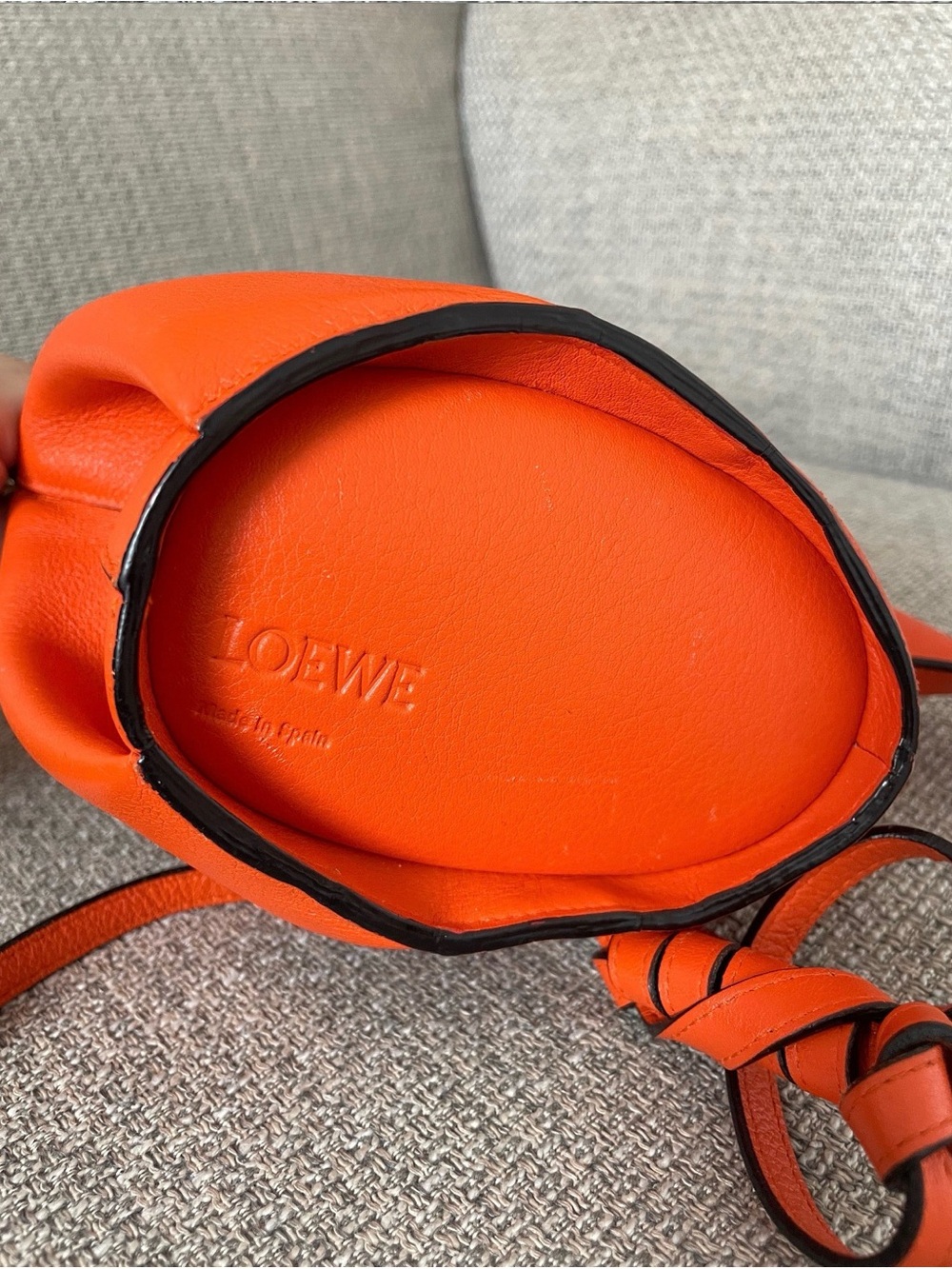 Loewe Elephant Mini Shoulder bag in Orange - Picture 4 of 5